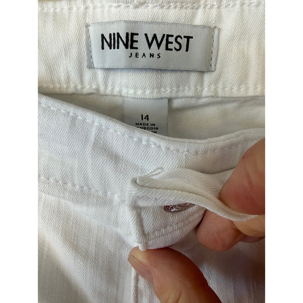 Nine West Women's Gramercy Crop Jeans flat front sz 14 white beach shower party - Picture 3 of 6
